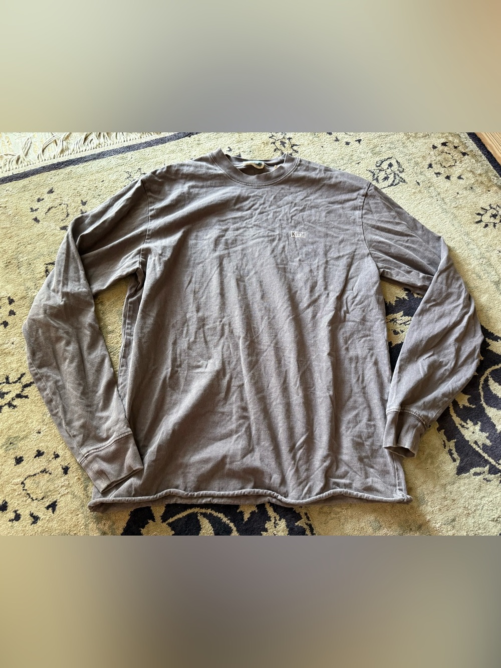 Kith Long Sleeve Tee size m no size tag